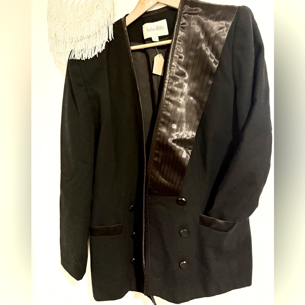 VINTAGE BLAZER